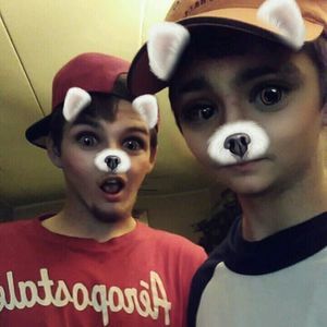 Meet your Posher, Travis